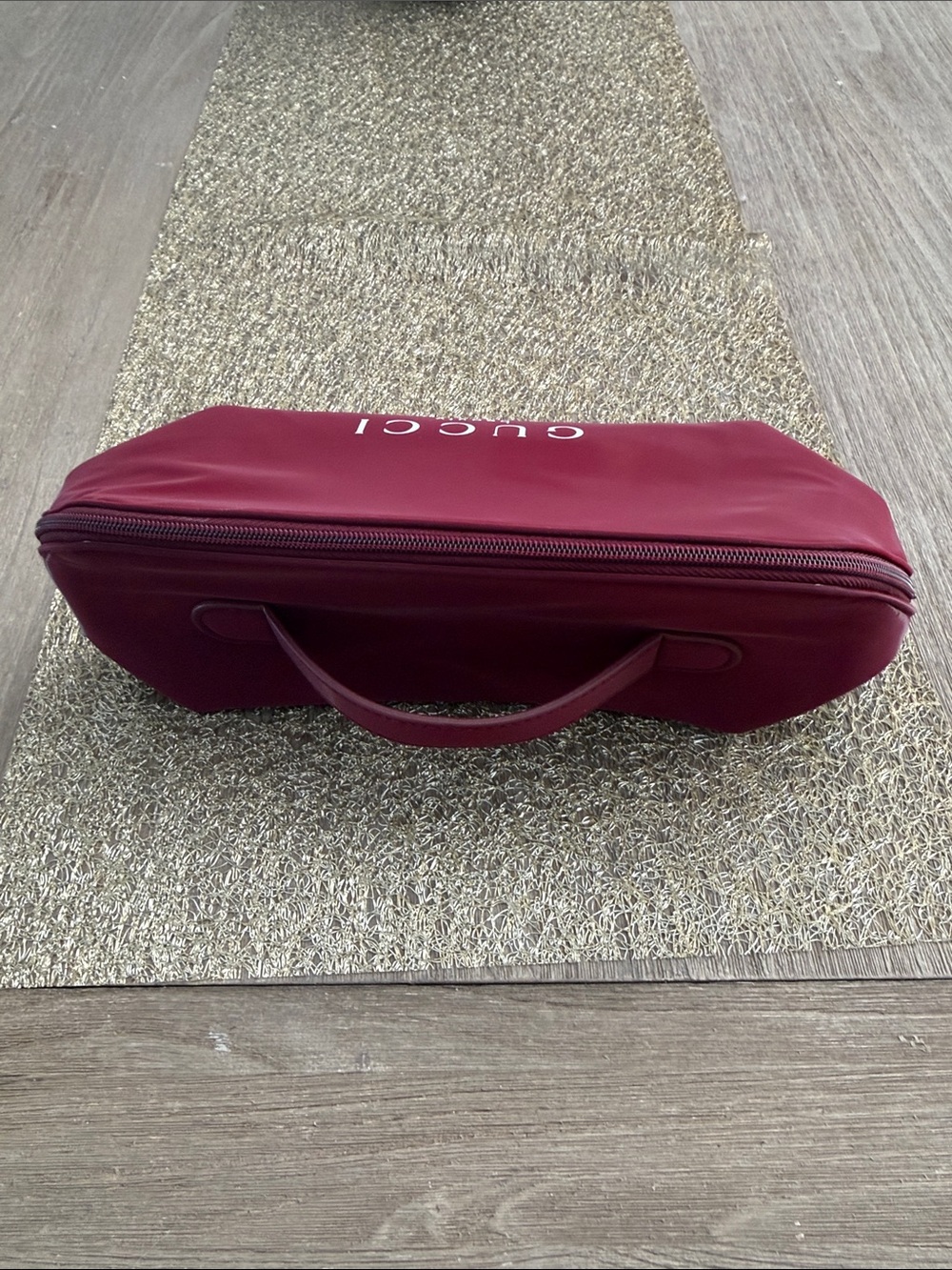 NWOT Gucci Beauty Burgundy Cosmetic Bag - Picture 2 of 6